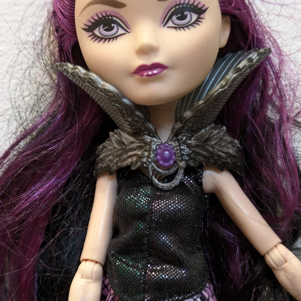 Ever After High Doll Raven Queen First Chapter Rebel Purple Snow White